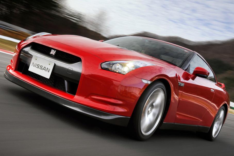 Быстрейшие в нулевых: культовые спорткары и дерзкие выскочки