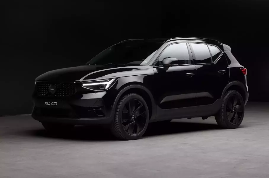 Самый быстрый в мире электрогиперкар, переименованные электрические Volvo и первый электрический универсал Volkswagen: главное за неделю