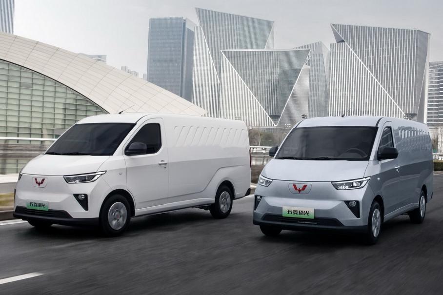 Китайцы начали продажи конкурента ГАЗ «Соболь» по цене «Гранты»