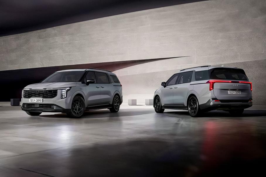 В России появился новый Kia Carnival. Известна цена