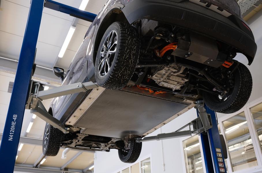 Посмотрите на тестовые прототипы российского электромобиля Atom