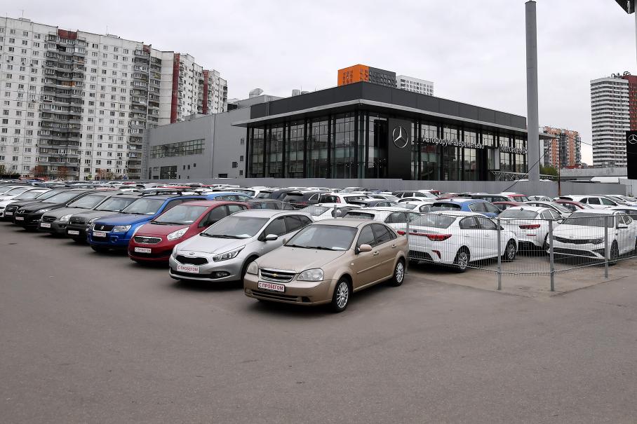 В России вырос спрос на старые подержанные автомобили