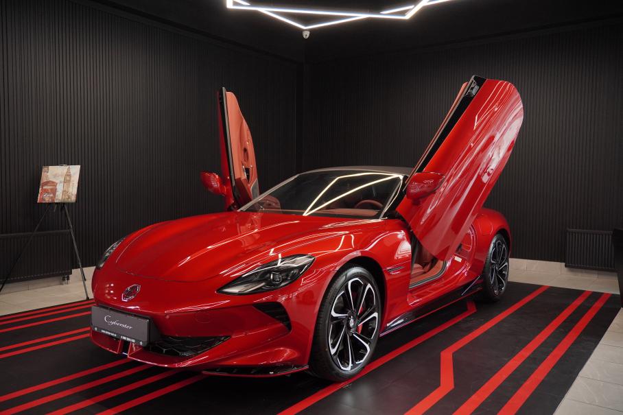 В России появился электрический кабриолет MG Cyberster: сколько он стоит