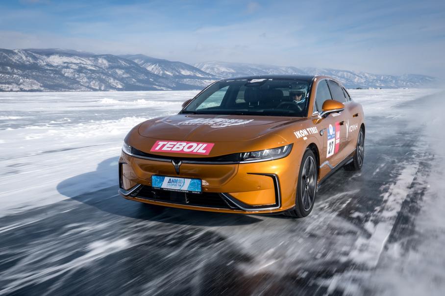 На фестивале «Дни скорости на льду Байкала» установили 10 рекордов