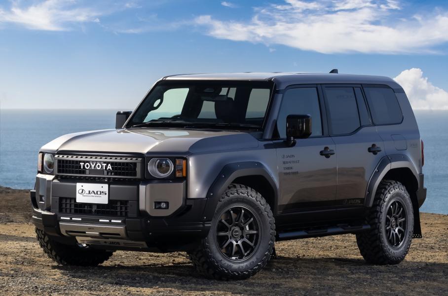 Японский Toyota Land Cruiser Prado получил первый тюнинг