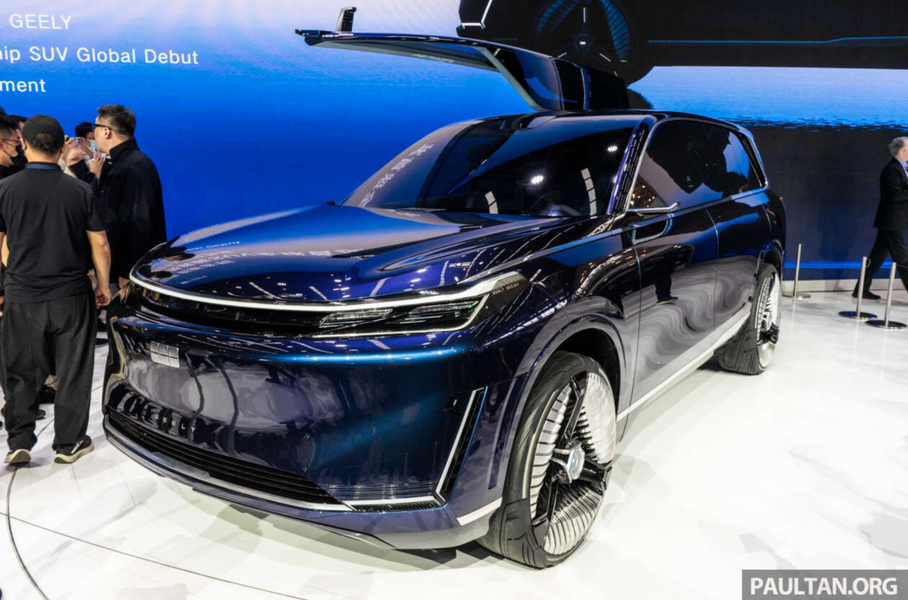 Geely представила кроссовер Galaxy Starship с диваном и очень необычными дверями