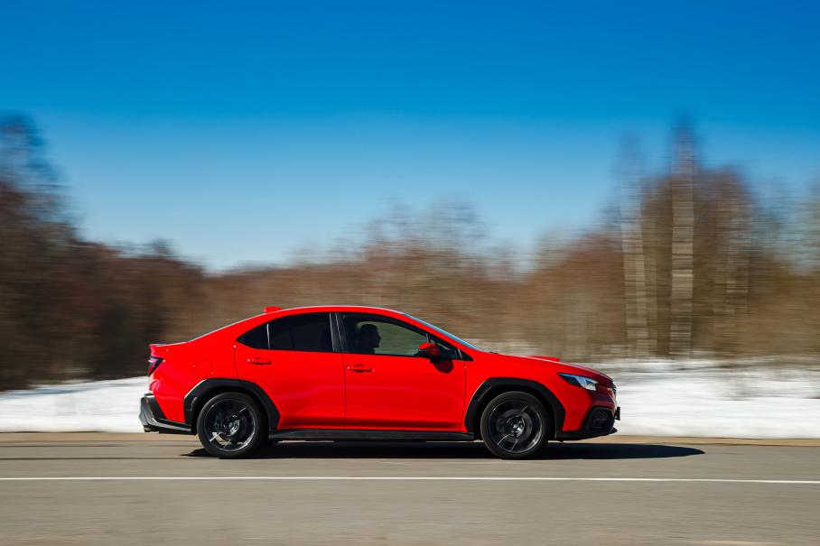 Разговоры о важном: тест-драйв Subaru WRX