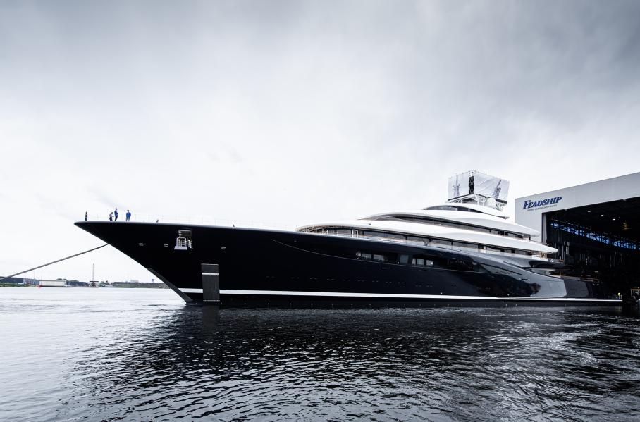 Представлена первая в мире суперъяхта, работающая на водороде