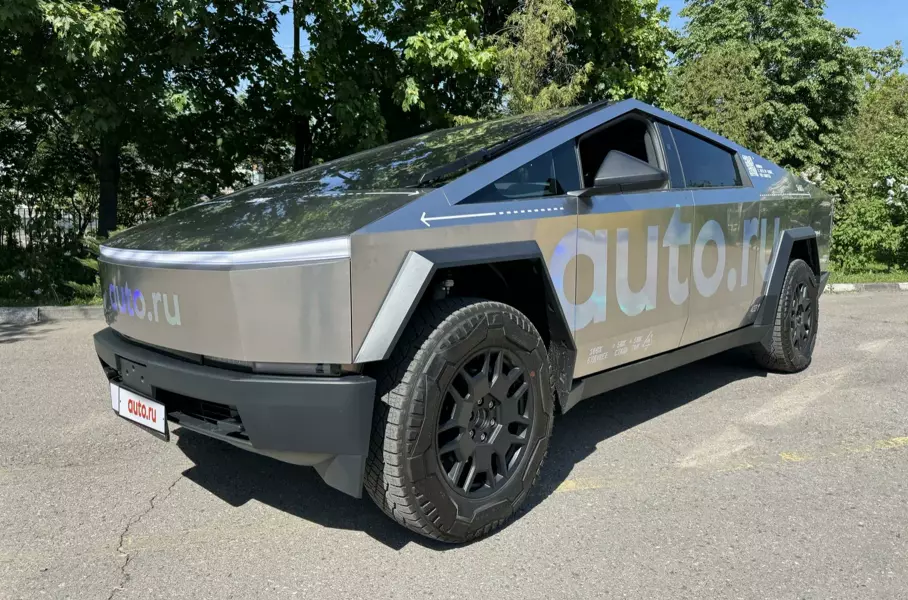 Tesla Cybertruck выставили на продажу в Москве
