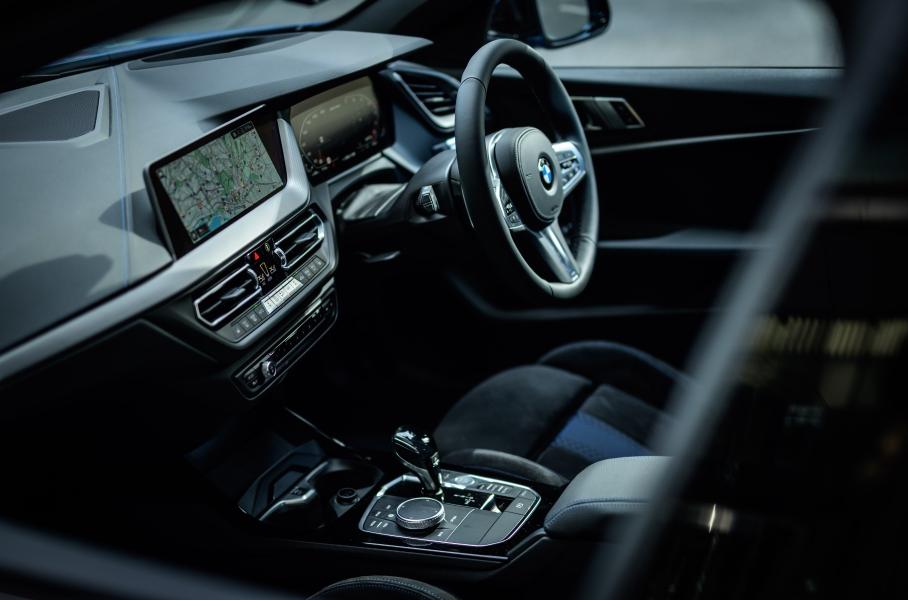 У BMW 1 серии появилась «стритрейсерская» версия