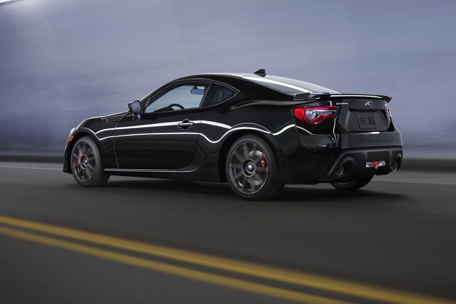 Купе Subaru BRZ стало мощнее