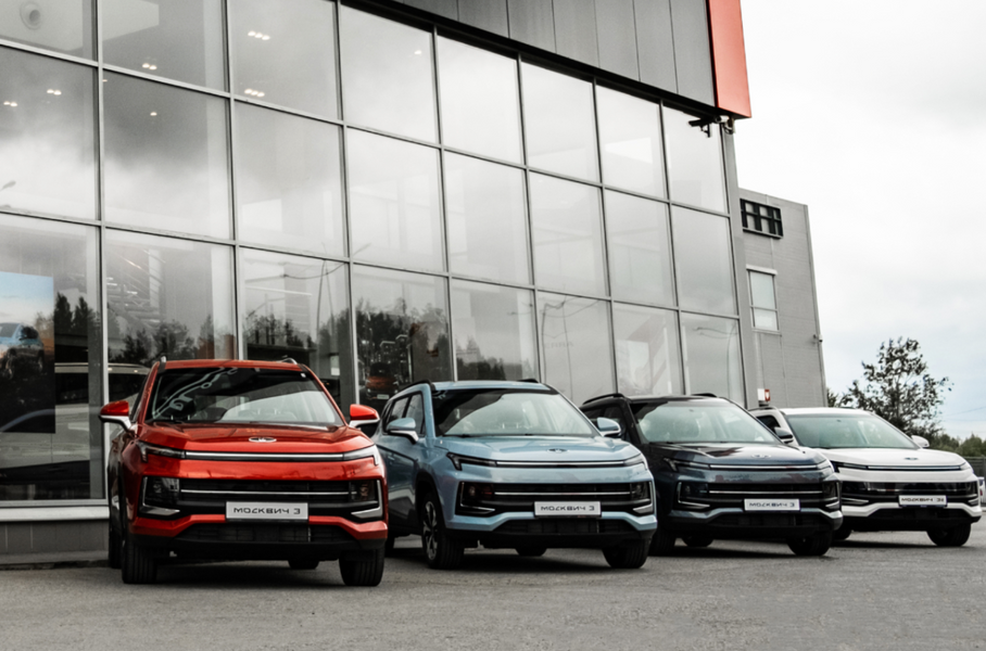 Спрос на «Москвичи» падает третий месяц подряд