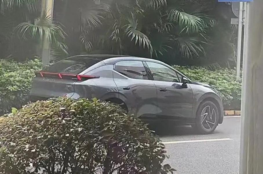 Раскрыта внешность нового совместного кроссовера Geely и Volvo