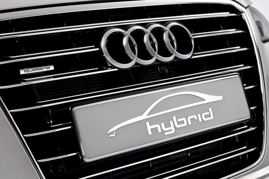 Audi расширит модельный ряд гибридов, чтобы облегчить клиентам переход на электротягу