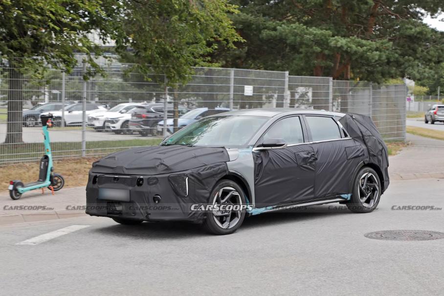 Kia готовит хэтчбек K4, который будет конкурировать с Volkswagen Golf