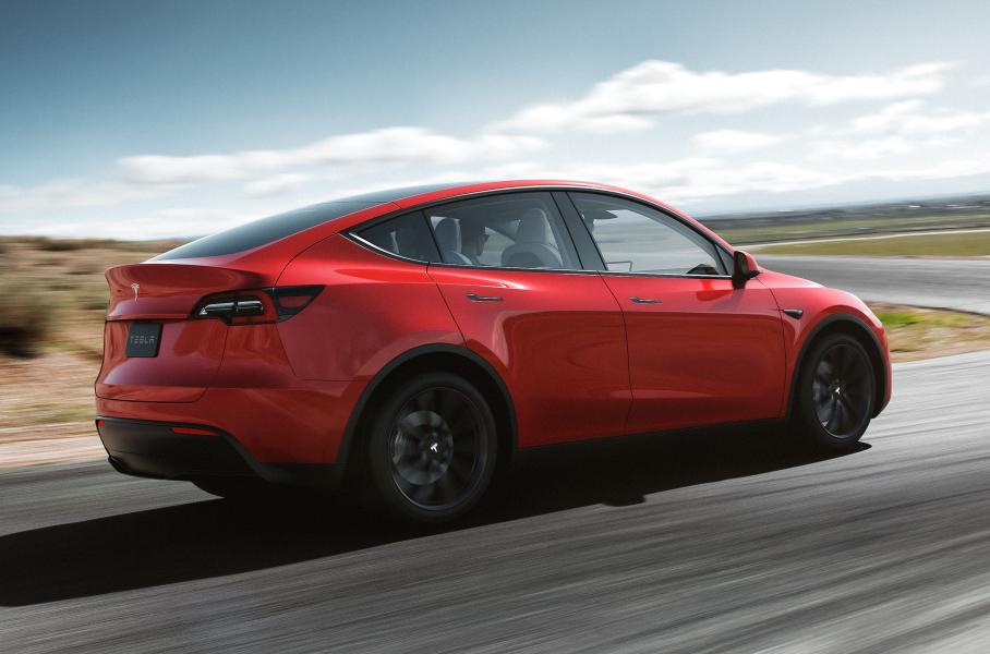 Эксперты выяснили, как сильно снижается запас хода электрокаров в летних пробках