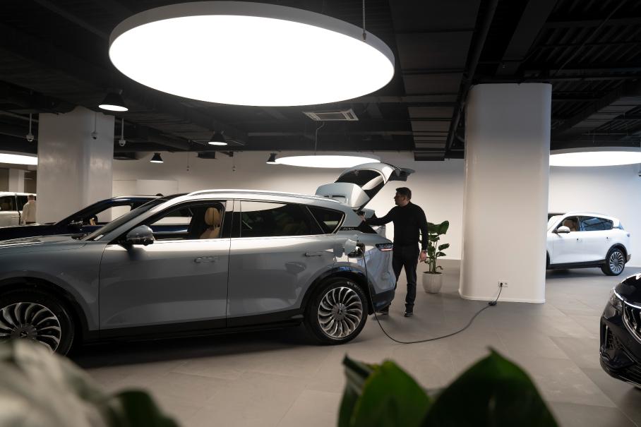 Автомобили в России могут подорожать в два раза: когда это произойдет 