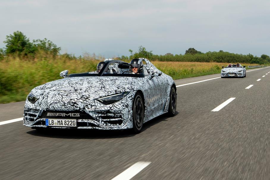 Начались финальные испытания спайдера Mercedes-AMG PureSpeed