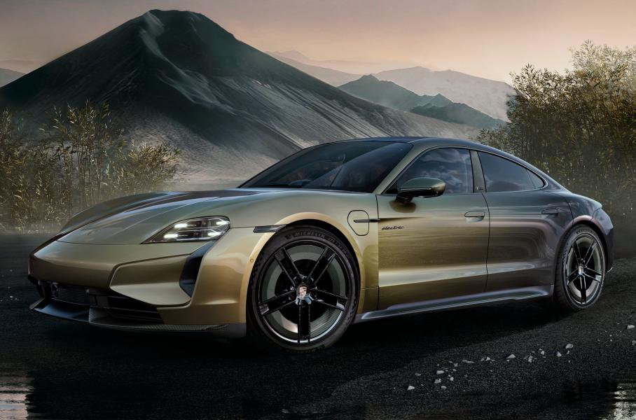 Porsche Taycan Turbo S получил уникальный цвет кузова. Его разрабатывали год