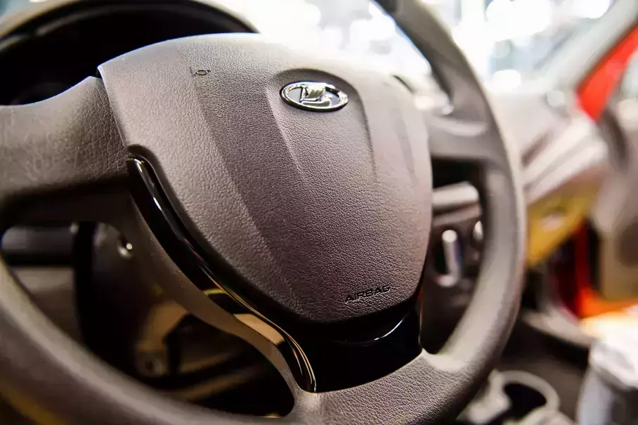 Американская компания продает российский завод по выпуску подушек безопасности