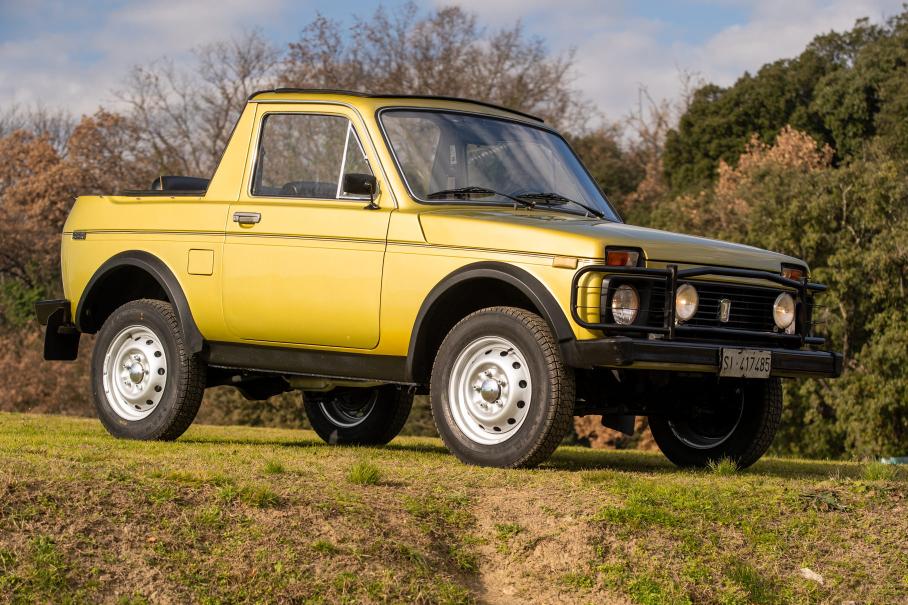 Итальянцы продали американцу 30-летнюю Ниву-кабриолет, построенную в Греции