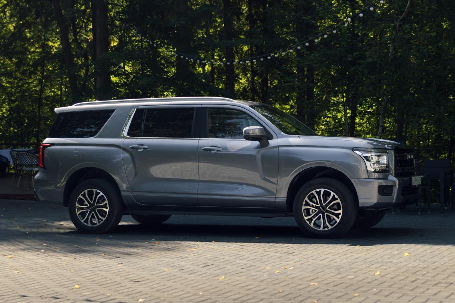 Haval H5: новый гигантский рамный внедорожник с дизелем и парт-таймом