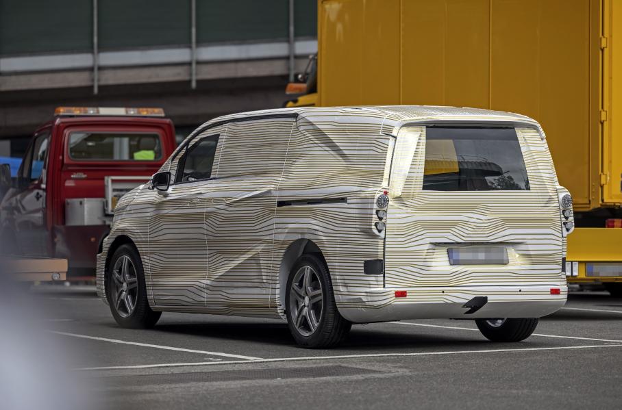Новое семейство вэнов Mercedes-Benz: первые фотографии