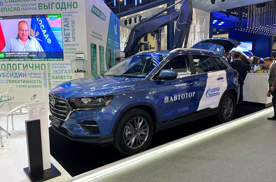 Российский «Автотор» представил битопливный кроссовер SWM