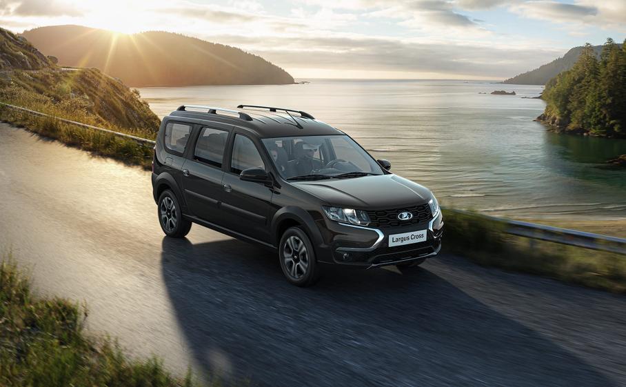 Стало известно, когда АвтоВАЗ наладит выпуск семиместных Lada Largus