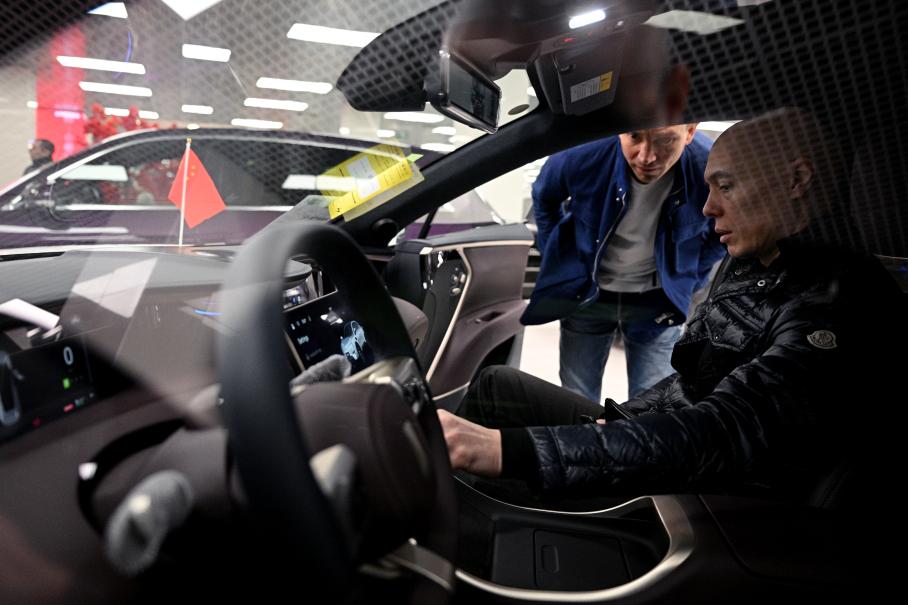 Сколько новых автомобилей продадут в России в 2025 году