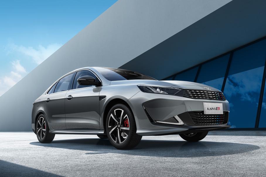 Перечислены автомобили, которые в конце года можно купить в России с огромными скидками