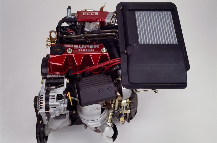 Двигатель Nissan MA09ERT можно узнать с первого взгляда не только по надписи «Super Turbo» на клапанной крышке, но и по интеркулеру: литровый турбомотор на Nissan March Turbo им не оснащался