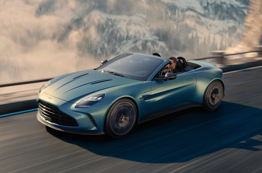 Обновленный Aston Martin Vantage получил версию с мягким верхом