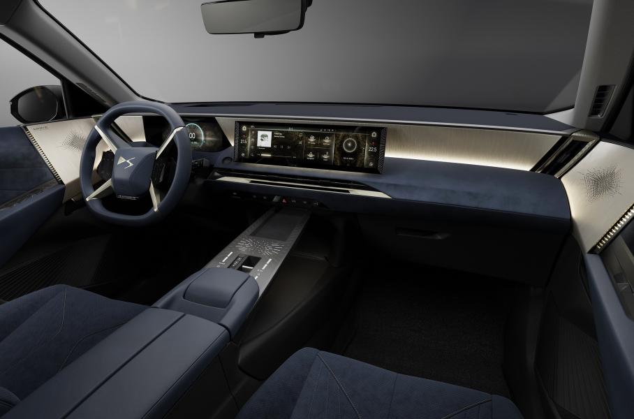 DS открыла приём заказов на флагманский кроссовер N°8