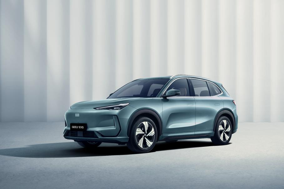 Первый электрический кроссовер Geely уже в России: объявлены цены на EX5