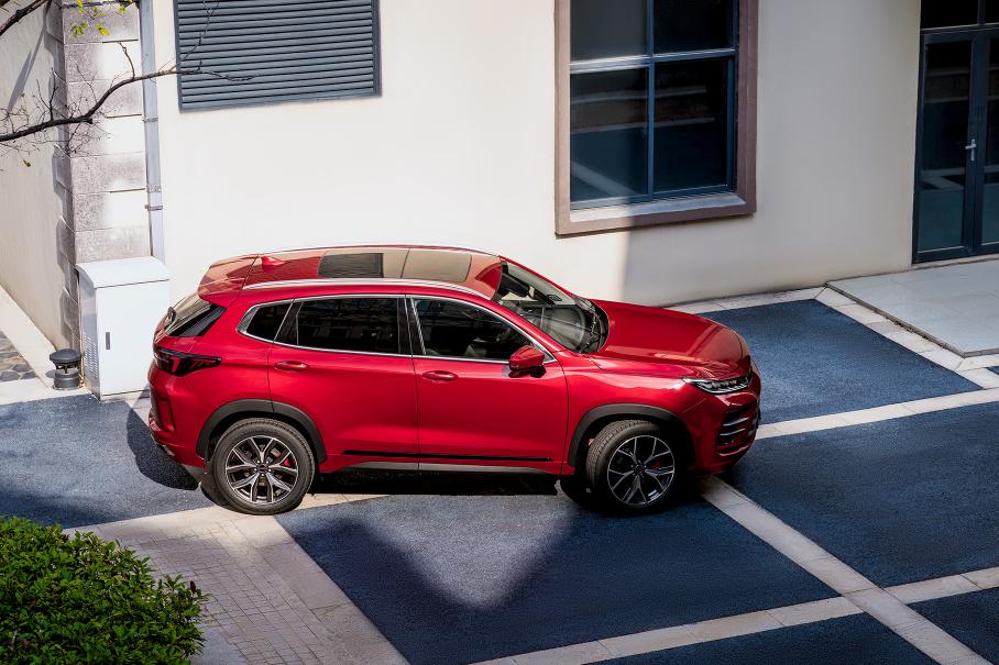 На бывшем заводе Mercedes-Benz запускают производство автомобилей нового бренда Esteo