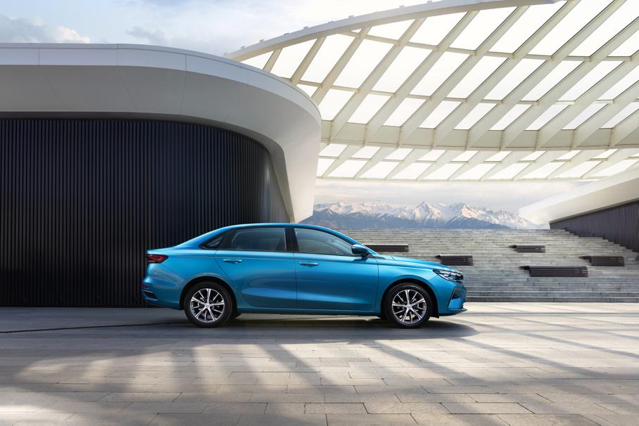 В Geely ответили на обвинения в том, что у автомобилей на холоде трескаются стекла