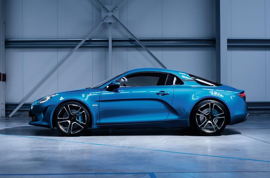Марка Alpine вернулась с первым спорткаром