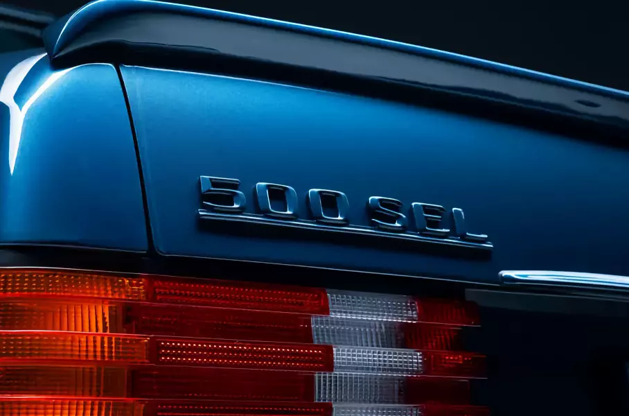 Уникальный Mercedes-Benz 500 SEL директора американского AMG пустят с молотка