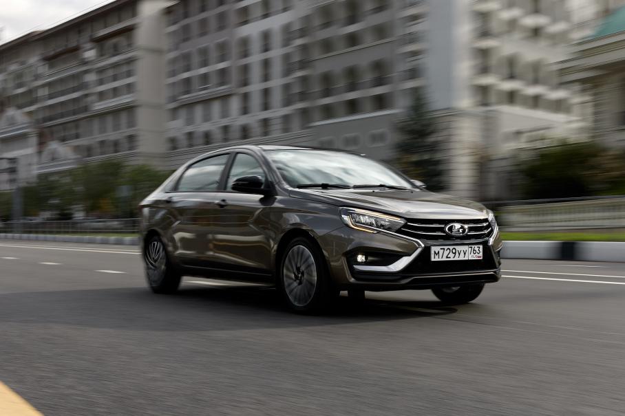 В России впервые за два года упали продажи новых автомобилей