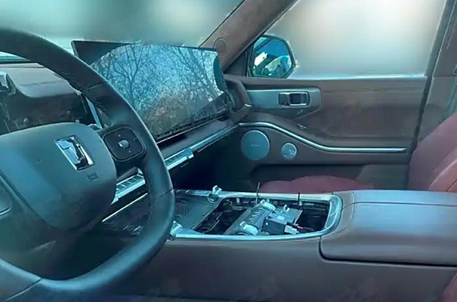 Tank 700 получит салон в духе LiXiang: первые фотографии