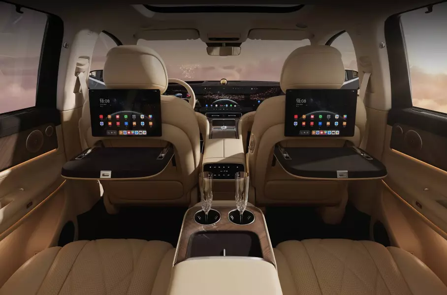 Премиум-кроссовер Aito M9 получит поддержку спутниковой связи