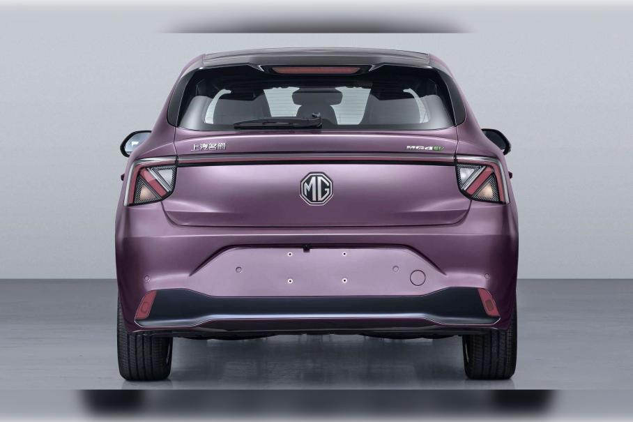 Первый взгляд на хэтчбек MG4 нового поколения
