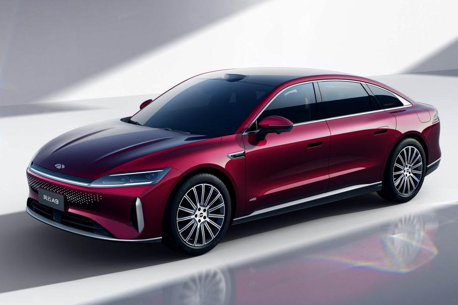 Рассекречен флагманский седан Chery с расходом пол-литра на сотню