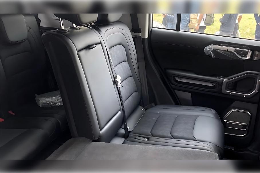 В Китае замечен семиместный Jetour T2, который ждут в России