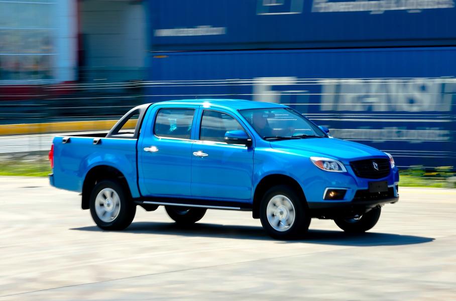 Пять брендов снизили цены на автомобили в России