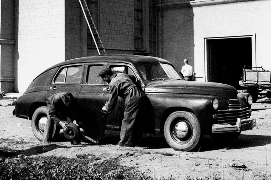 «Мул» с агрегатами ЗИМа и удлиненным кузовом Победы