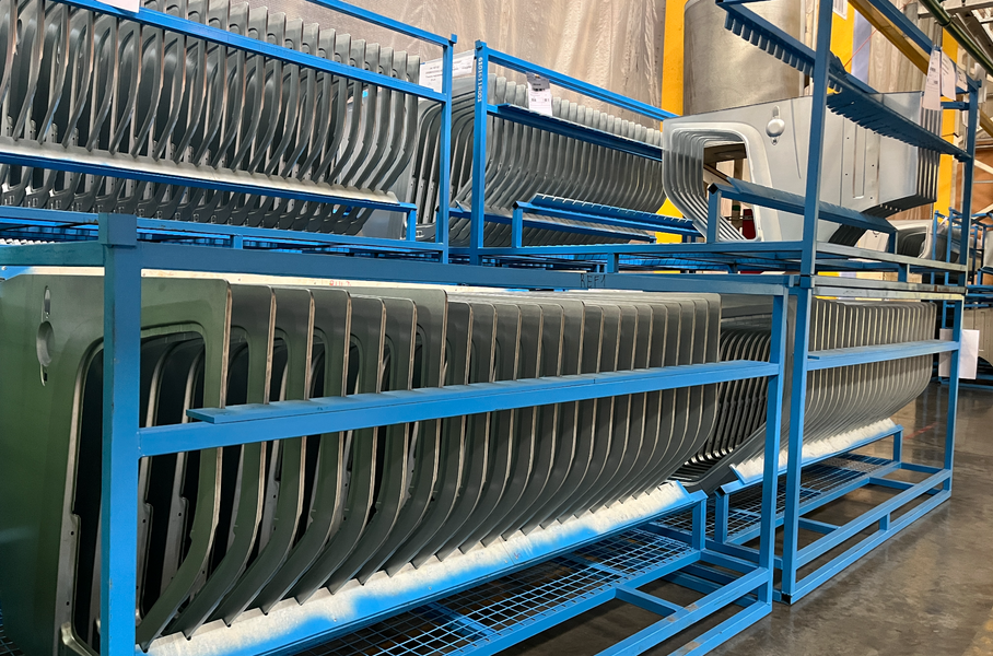 В России начали производить кузовные панели для фургонов Sollers