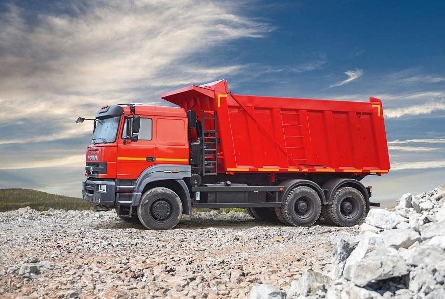 Урал готовит бескапотный самосвал с новым отечественным дизелем