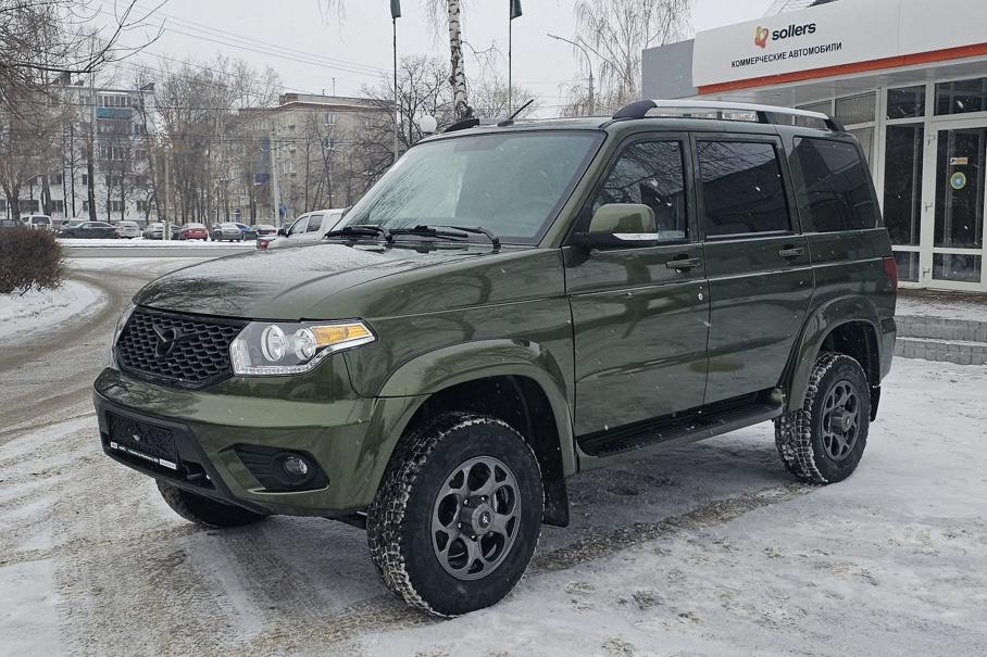 В России второй раз с начала года подорожали автомобили УАЗ